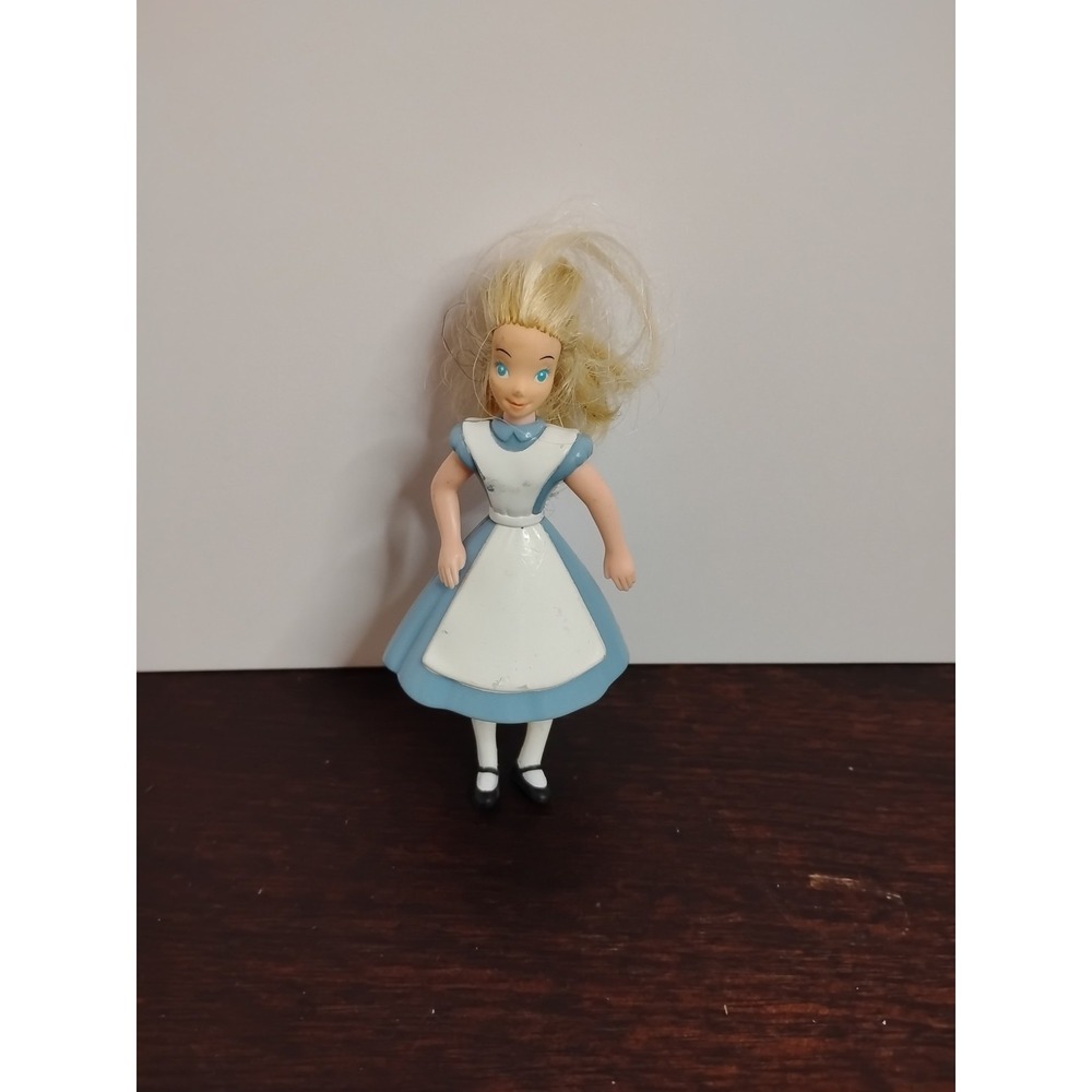 1995 Mcdonalds Disney Masterpiece Collection Alice In Wonderland Figure